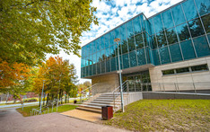 Budynki Wydziału Budowy Maszyn i Lotnictwa