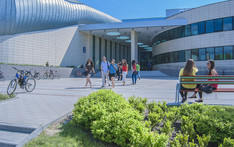 Budynki Wydziału Budowy Maszyn i Lotnictwa