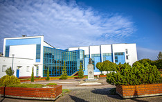 Budynki Wydziału Budowy Maszyn i Lotnictwa