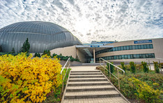 Budynki Wydziału Budowy Maszyn i Lotnictwa